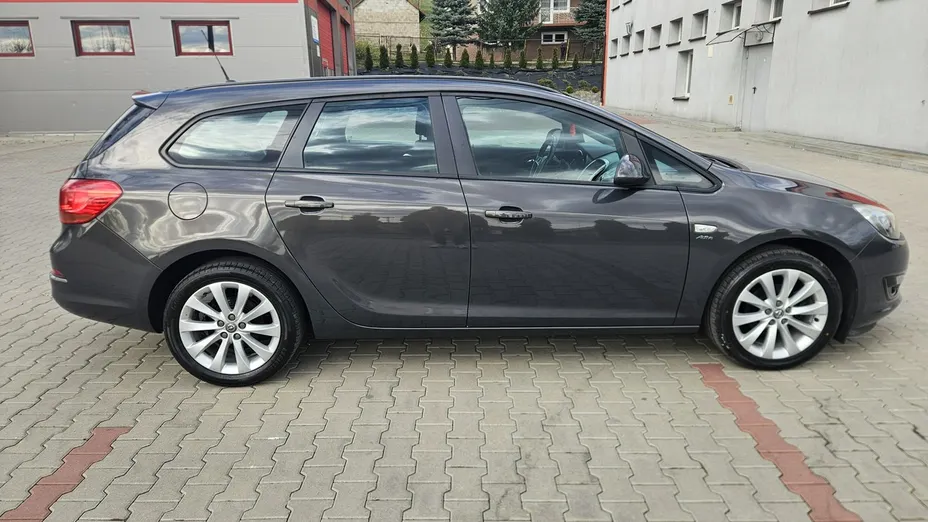 OPEL Astra -
