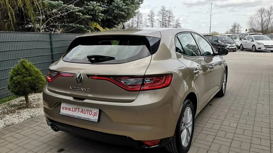 RENAULT Megane -