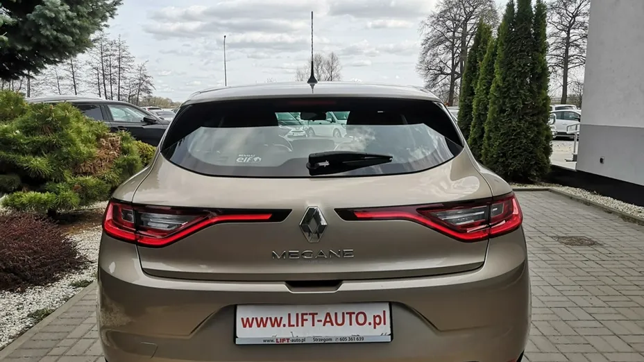 RENAULT Megane -