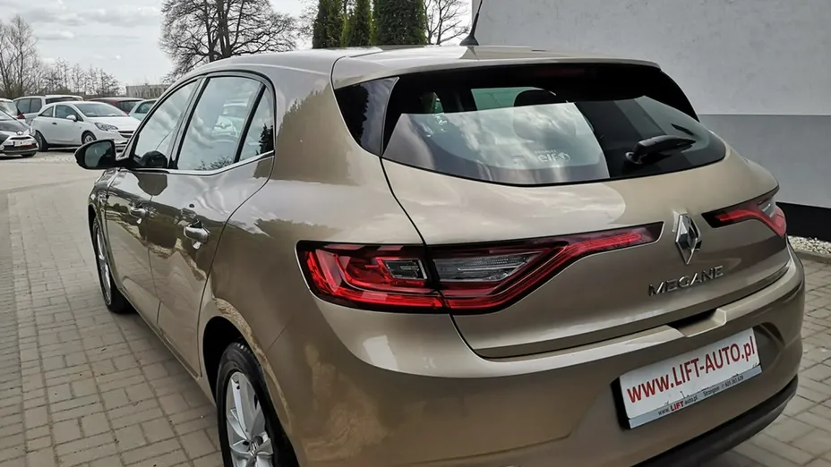 RENAULT Megane -