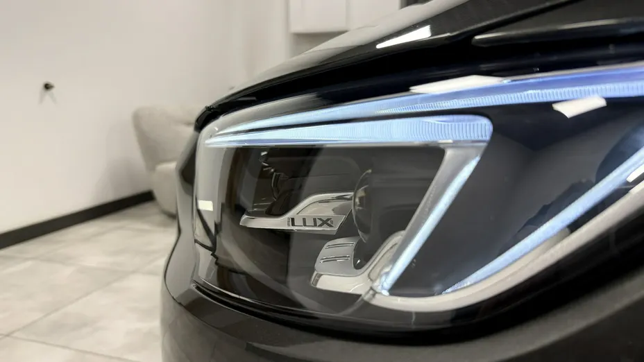 OPEL Insignia -