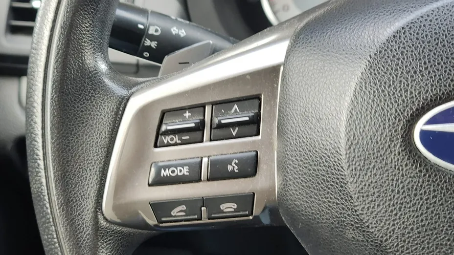 SUBARU Impreza -