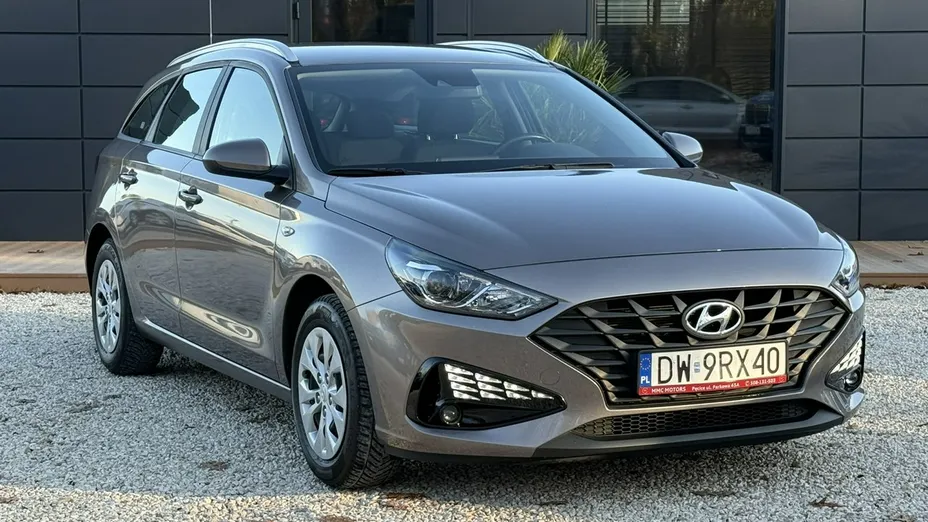 HYUNDAI i30 i30 1.5 DPI Classic +