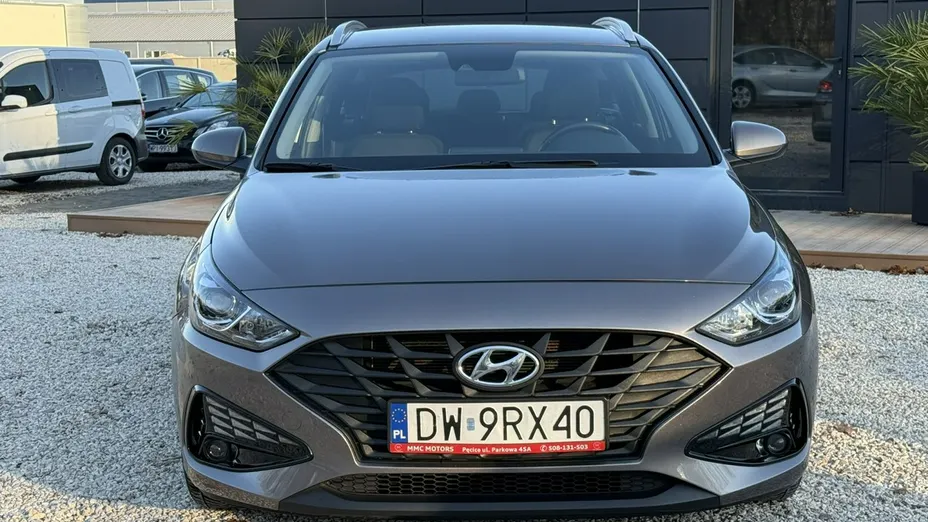 HYUNDAI i30 i30 1.5 DPI Classic +