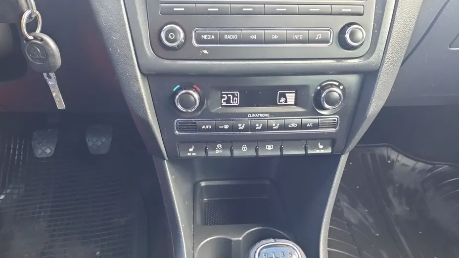 SKODA Rapid -