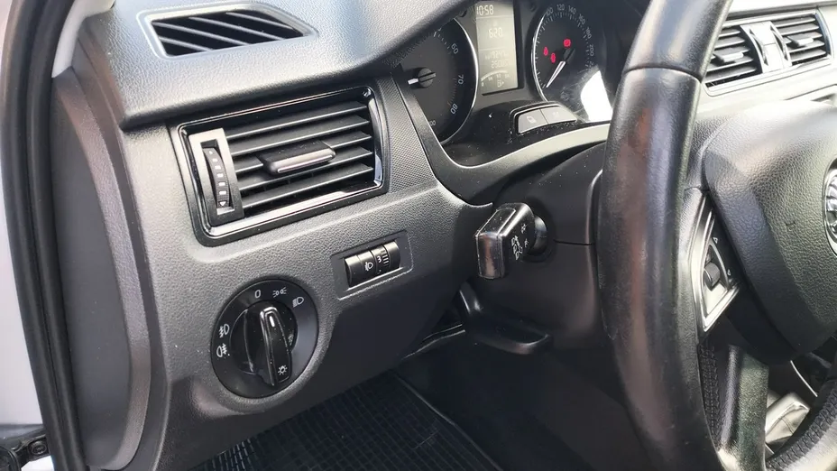 SKODA Rapid -