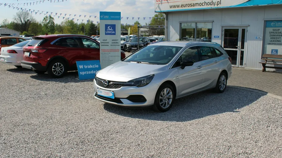 OPEL Astra -