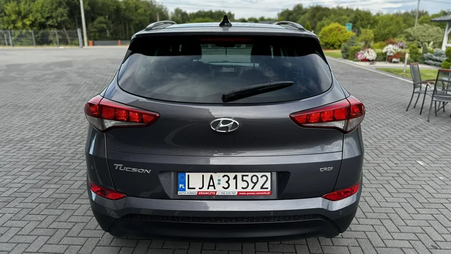 HYUNDAI Tucson -