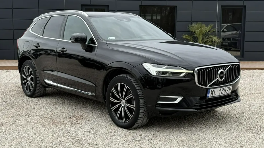 VOLVO XC60 -