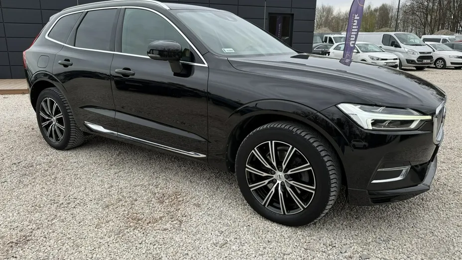 VOLVO XC60 -