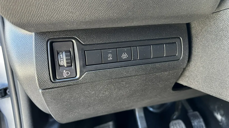 PEUGEOT 308 -