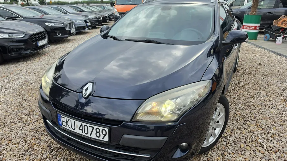 RENAULT Megane -