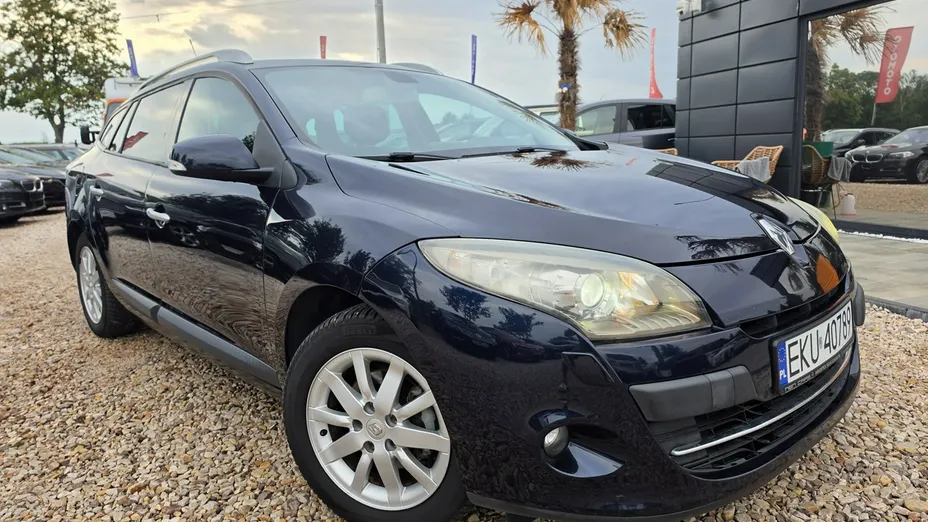 RENAULT Megane -
