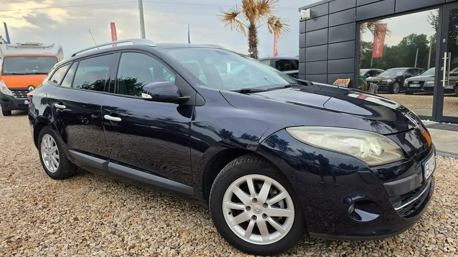 RENAULT Megane -