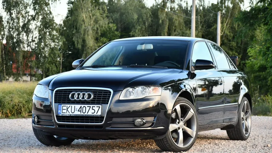 AUDI A4 -