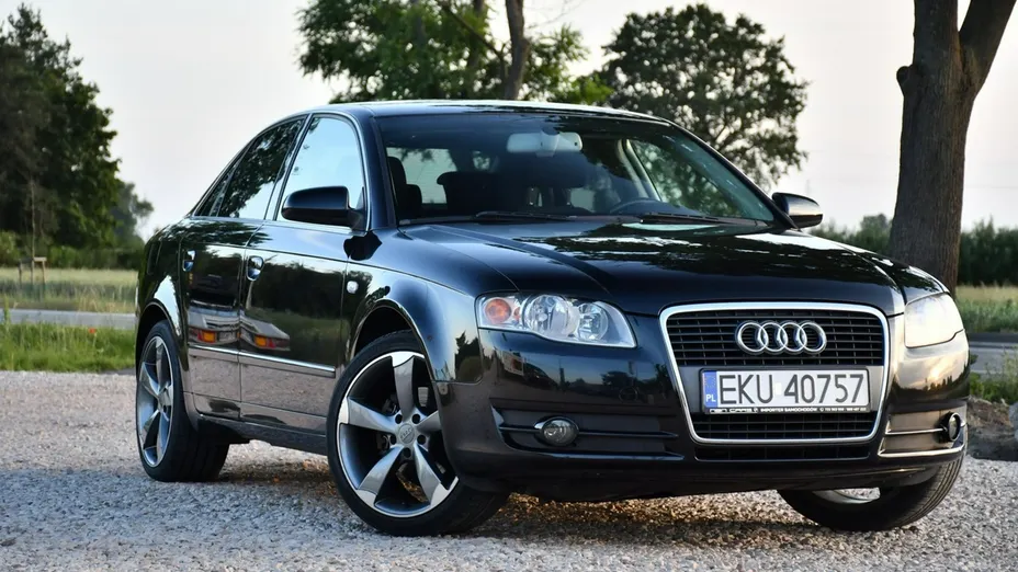 AUDI A4 -