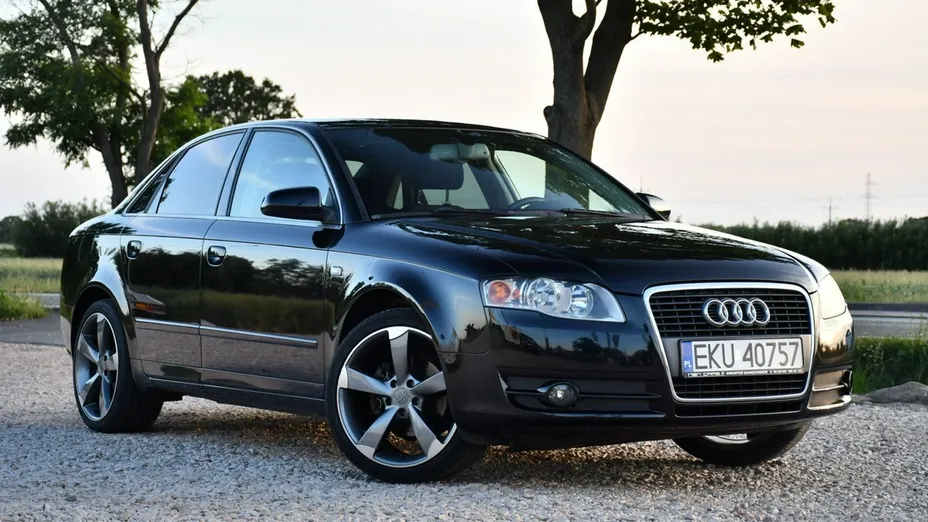 AUDI A4 -