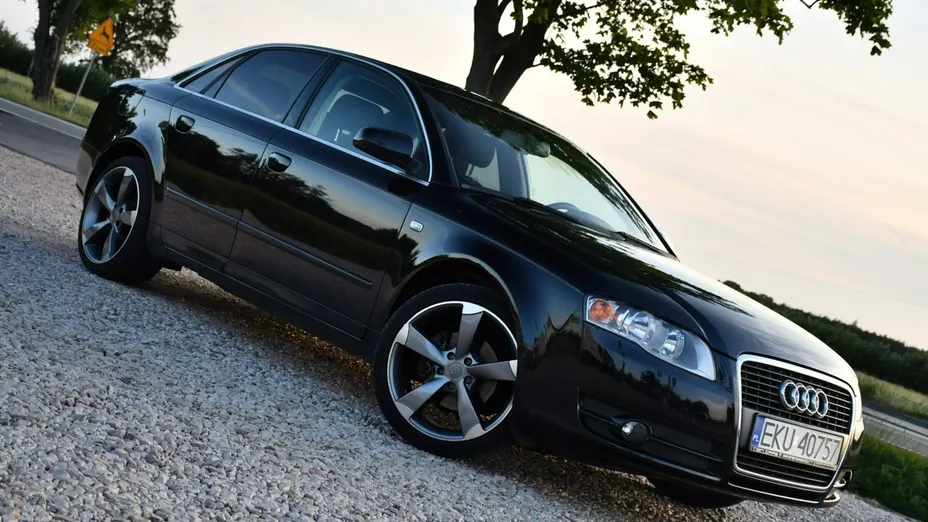 AUDI A4 -
