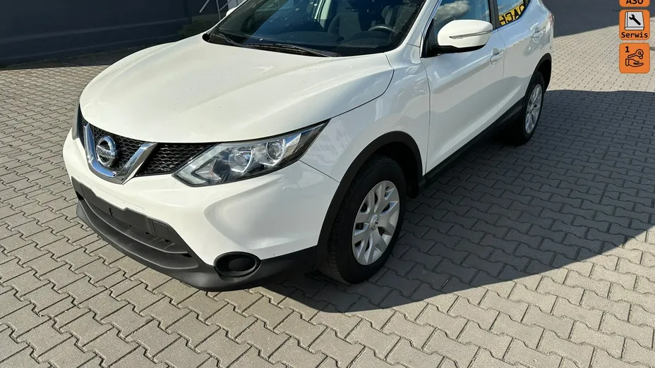 NISSAN Qashqai -