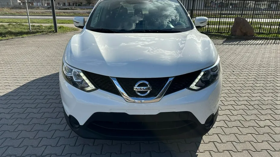 NISSAN Qashqai -