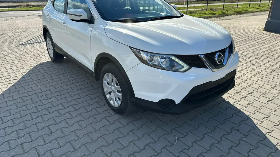 NISSAN Qashqai -