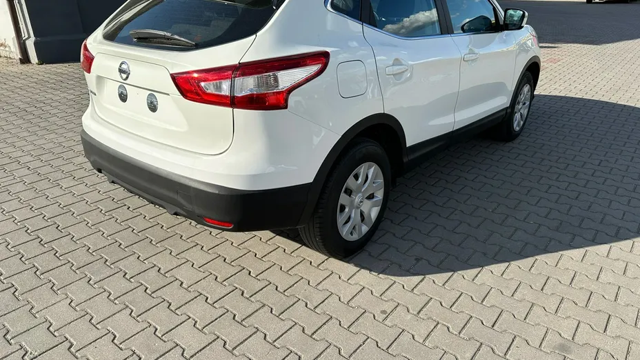 NISSAN Qashqai -