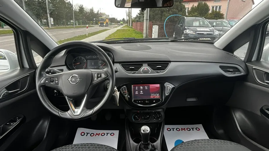 OPEL Corsa -