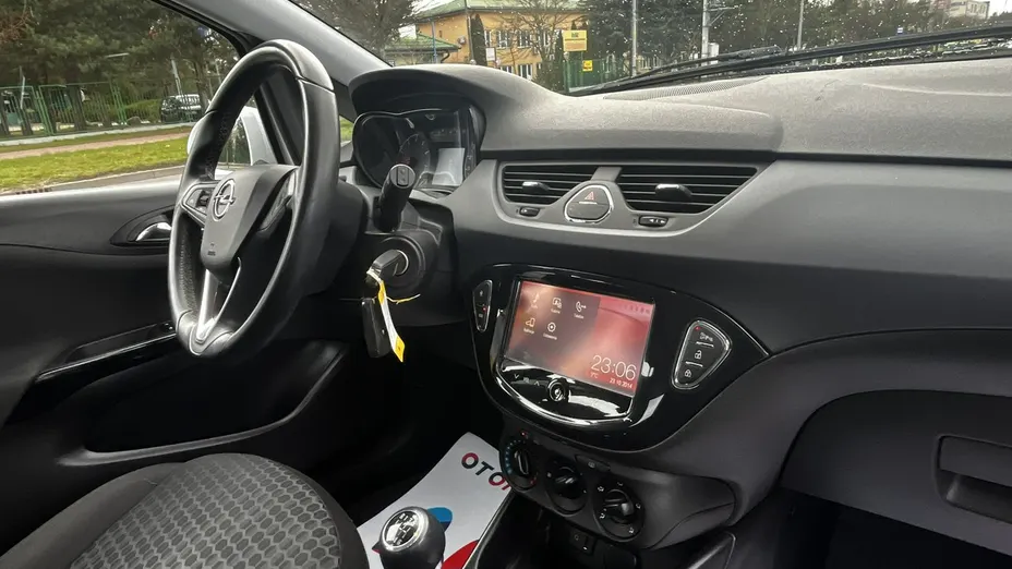 OPEL Corsa -