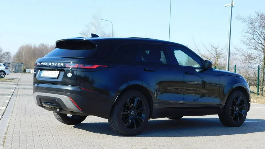 LAND ROVER Range Rover Velar -