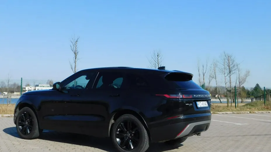 LAND ROVER Range Rover Velar -