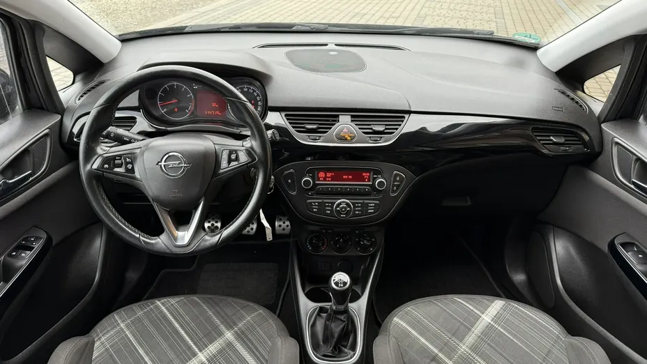 OPEL Corsa -