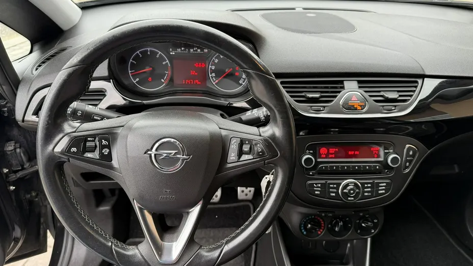 OPEL Corsa -