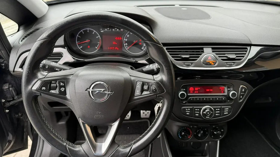 OPEL Corsa -