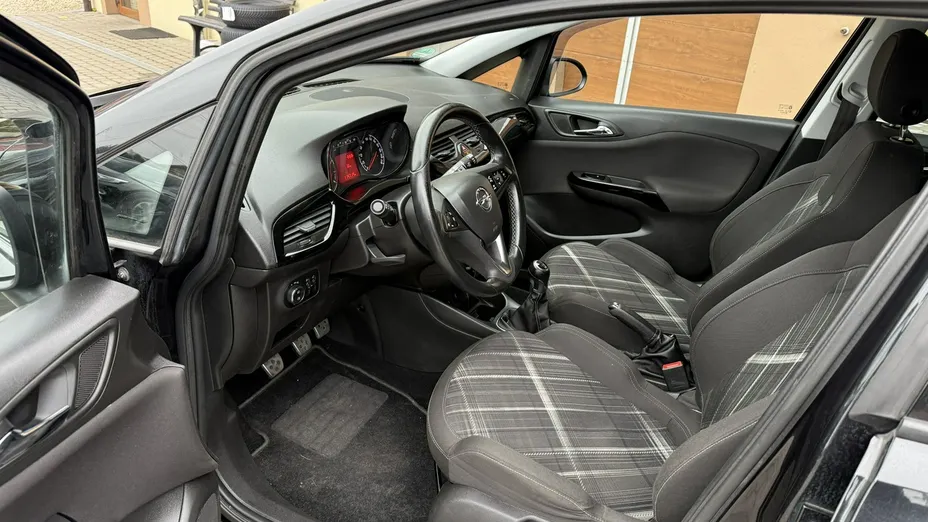 OPEL Corsa -