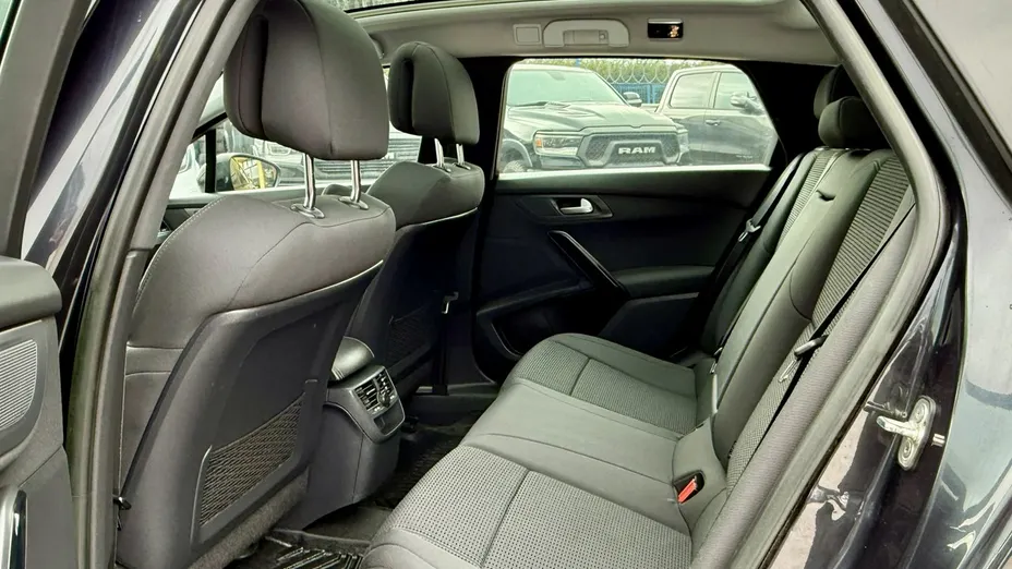 PEUGEOT 508 -
