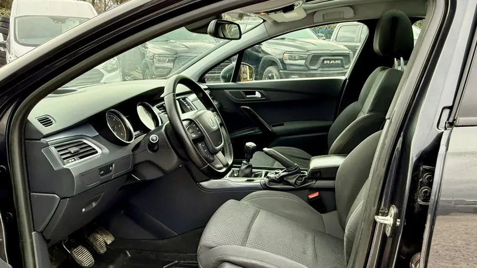 PEUGEOT 508 -