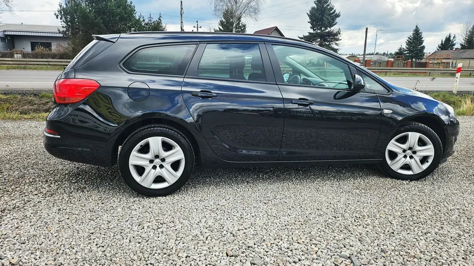 OPEL Astra -