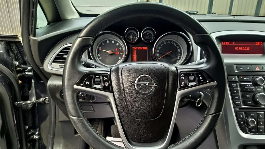 OPEL Astra -