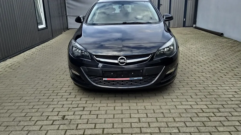 OPEL Astra -