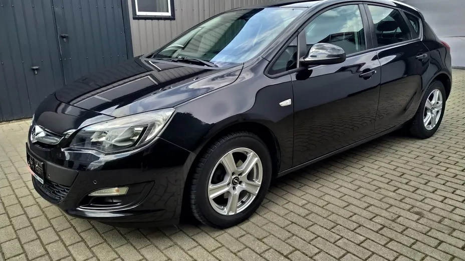 OPEL Astra -