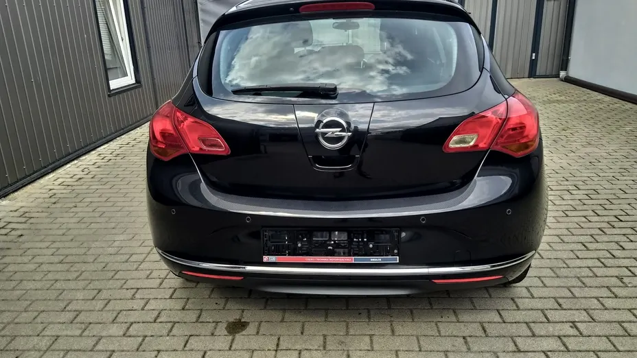 OPEL Astra -