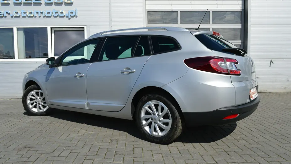 RENAULT Megane -