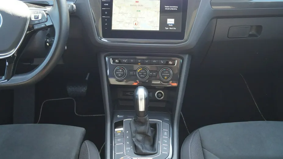 VOLKSWAGEN Tiguan -