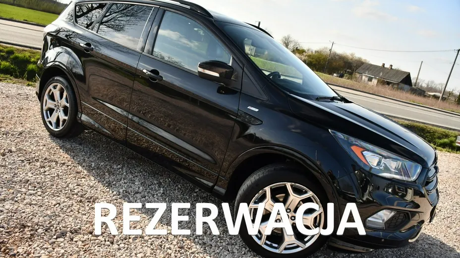 FORD Kuga -