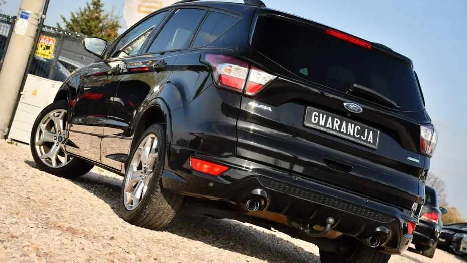 FORD Kuga -