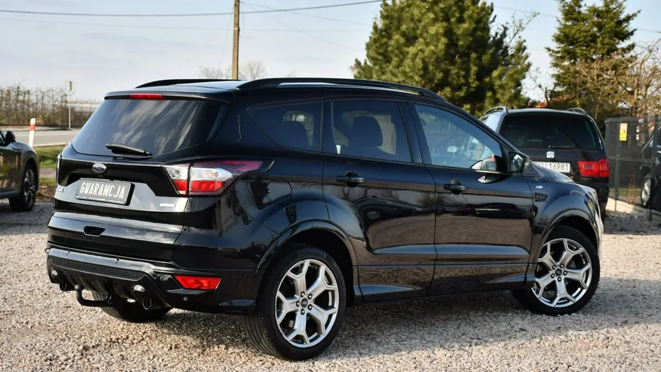 FORD Kuga -