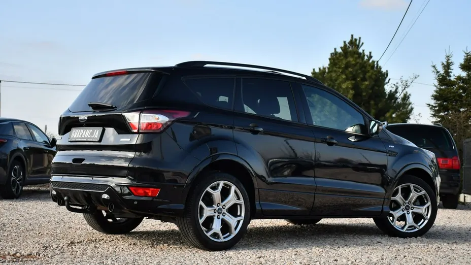 FORD Kuga -