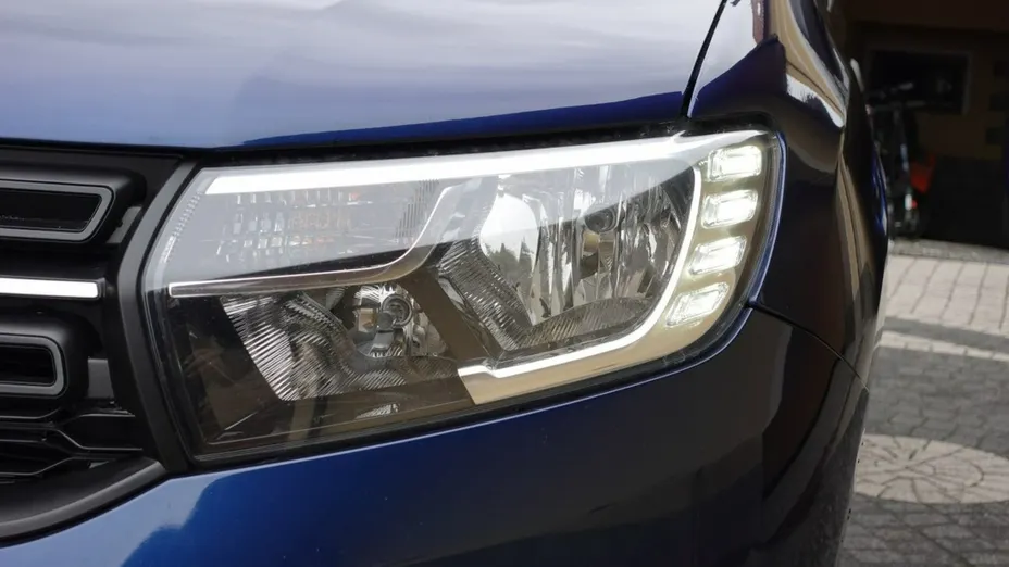 DACIA Sandero -
