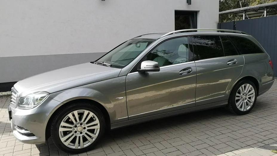 MERCEDES-BENZ C Klasa -