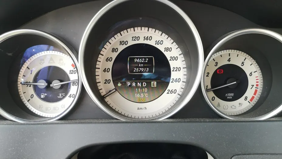 MERCEDES-BENZ C Klasa -